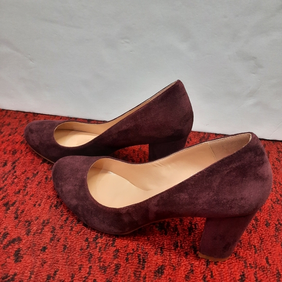 Castamere Red Burgandy Women's Block Heel Pump Slip on Shoes Faux Suede Size 9.5 - Picture 3 of 15